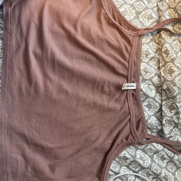 Sunday Best - Aritzia Top - Tank - Picture 3 of 5